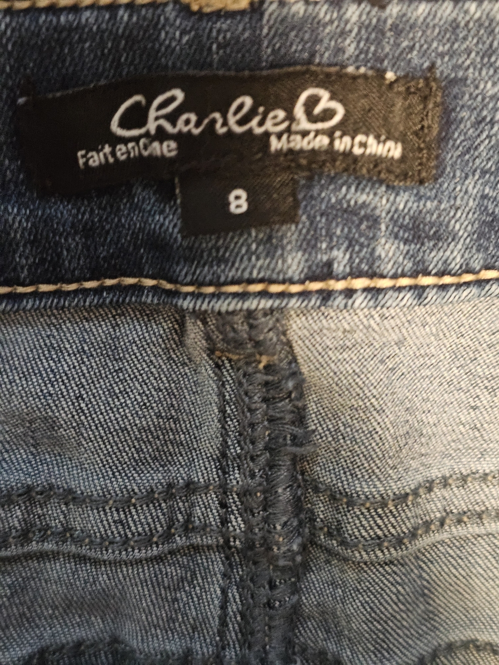 Charlue B Jeans - Picture 4 of 6